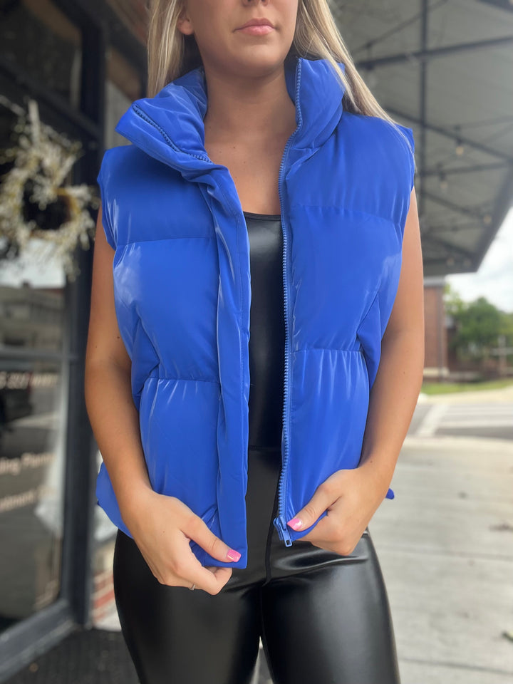 HOODED PUFF VEST、スリットスカート ブルー Arctic Puffer Vest – Gibson Girl Boutique